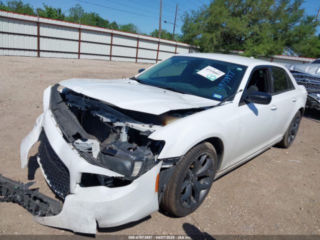 2021 CHRYSLER 300 2C3CCAAG9MH580215 Photo 1