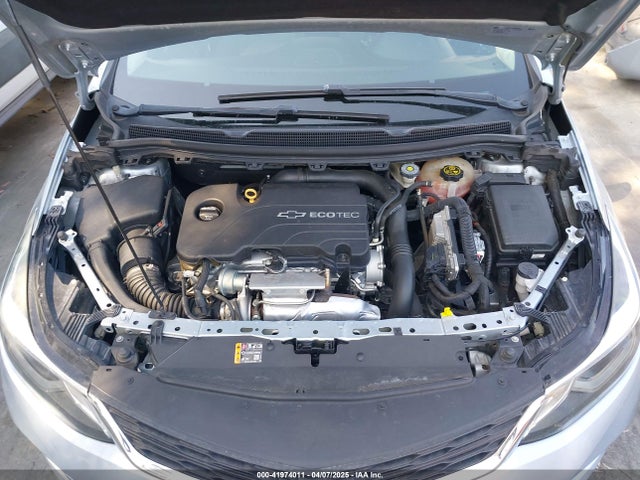 3G1BE6SM7JS584056 Chevrolet Cruze Lt Auto