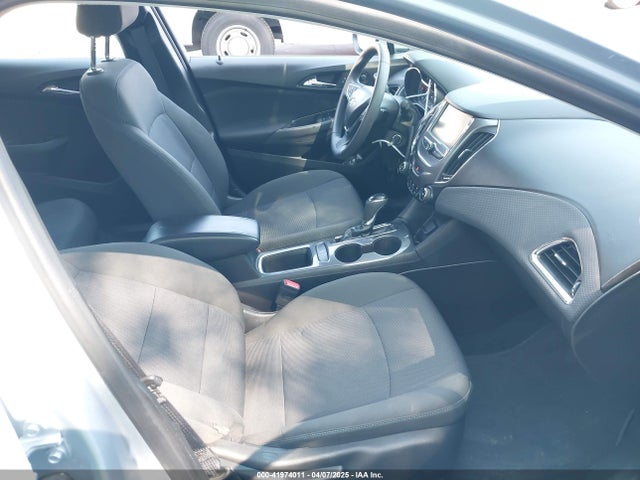 3G1BE6SM7JS584056 Chevrolet Cruze Lt Auto