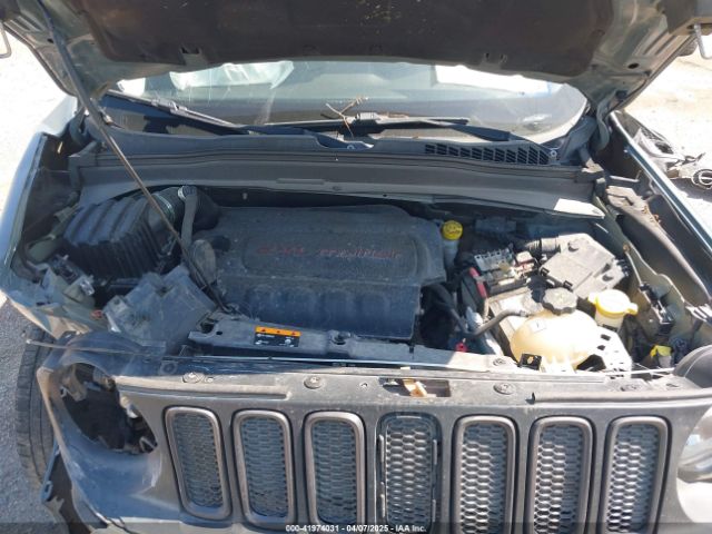 ZACCJBCT2GPD30027 Jeep Renegade Trailhawk