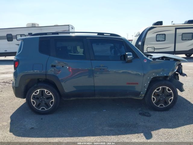 ZACCJBCT2GPD30027 Jeep Renegade Trailhawk