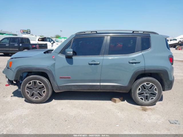 ZACCJBCT2GPD30027 Jeep Renegade Trailhawk