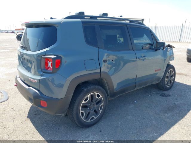 ZACCJBCT2GPD30027 Jeep Renegade Trailhawk