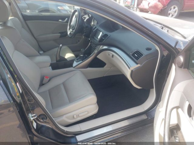 2011 ACURA TSX JH4CU2F69BC008266 Photo 4