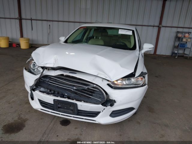 3FA6P0H71GR386404 Ford FUSION SE