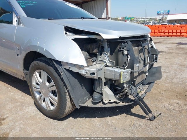 3GYFNBE38FS576165 Cadillac Srx Luxury Collection
