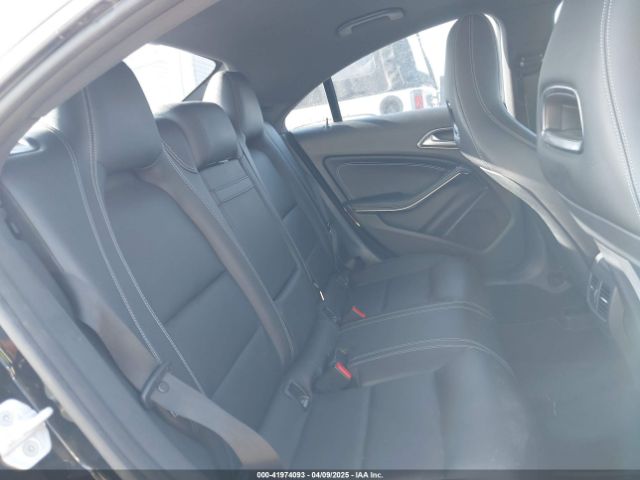 WDDSJ4EB9HN454890 Mercedes-Benz CLA 250