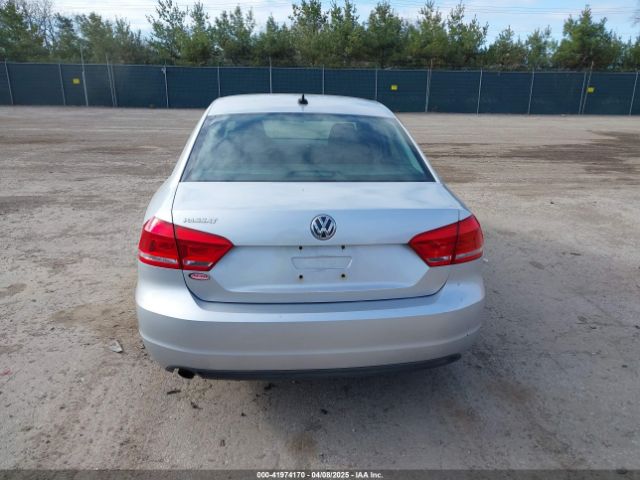 1VWAP7A38EC023630 Volkswagen Passat 2.5l S