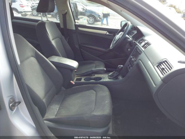 1VWAP7A38EC023630 Volkswagen Passat 2.5l S