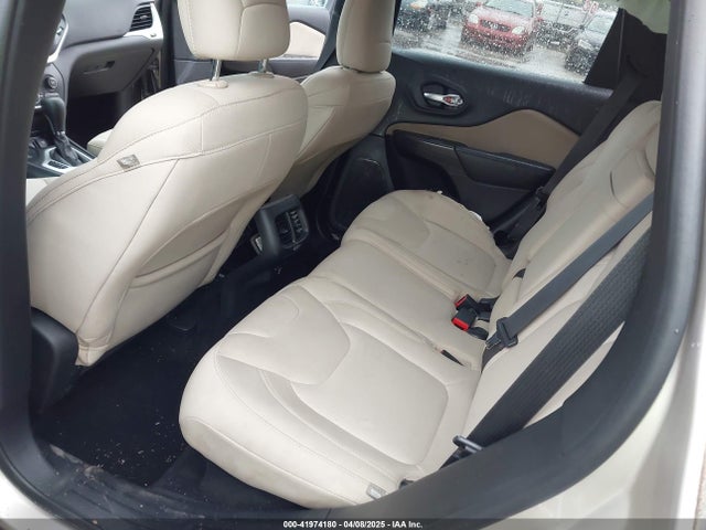 1C4PJMCSXFW521667 Jeep Cherokee Latitude