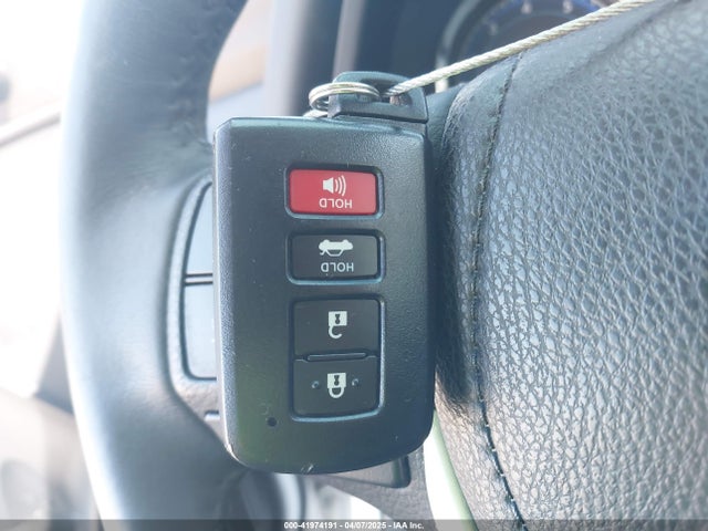 5YFBURHE7HP701346 Toyota COROLLA SE
