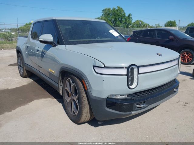 2022 RIVIAN R1T 7FCTGAAA2NN006053