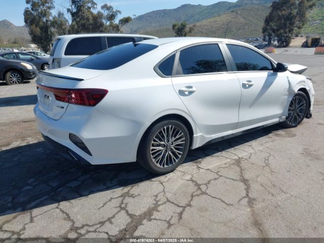 3KPF54AD6RE767733 KIA Forte Gt-line