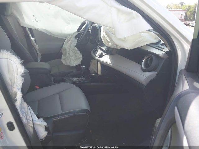 2T3YFREV8HW322208 Toyota Rav4 Limited