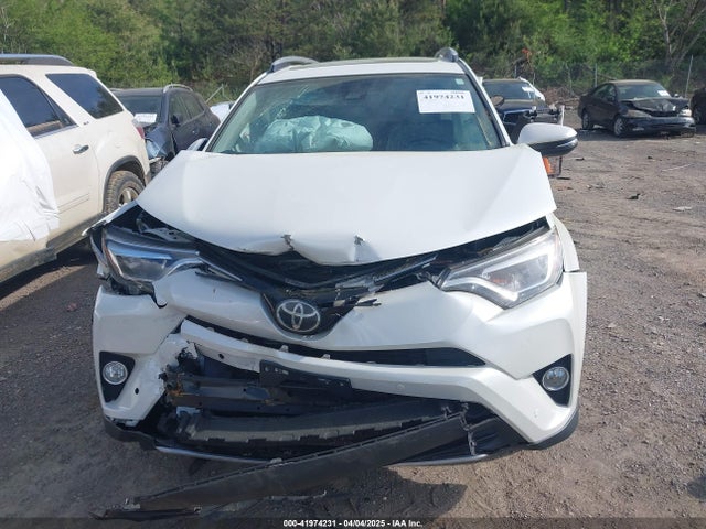 2T3YFREV8HW322208 Toyota Rav4 Limited