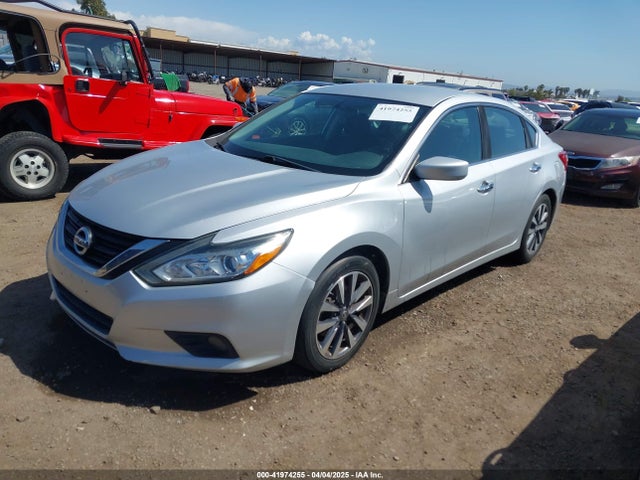 1N4AL3AP3HC252608 Nissan Altima 2.5 Sv