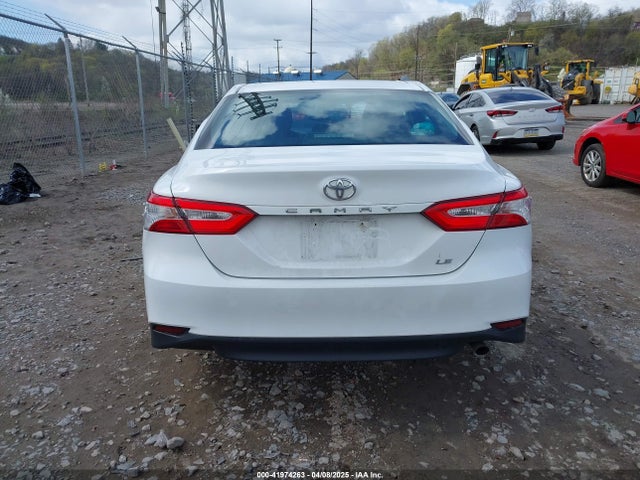 4T1B11HKXJU102980 Toyota CAMRY LE