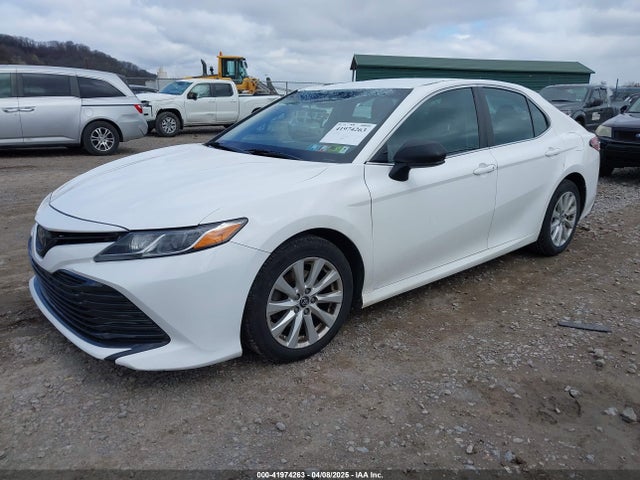 4T1B11HKXJU102980 Toyota CAMRY LE