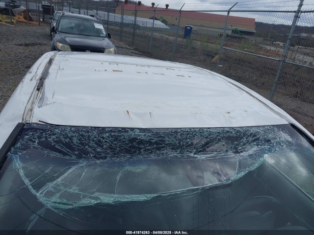 4T1B11HKXJU102980 Toyota CAMRY LE