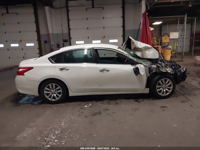 1N4AL3AP5HC232232 Nissan Altima 2.5 S