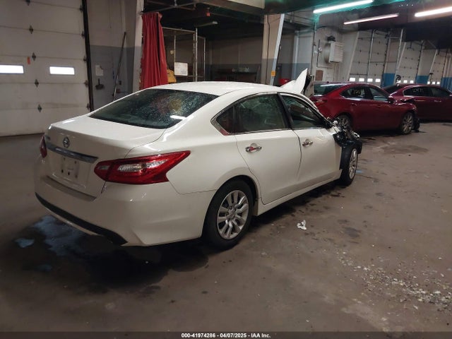 1N4AL3AP5HC232232 Nissan Altima 2.5 S