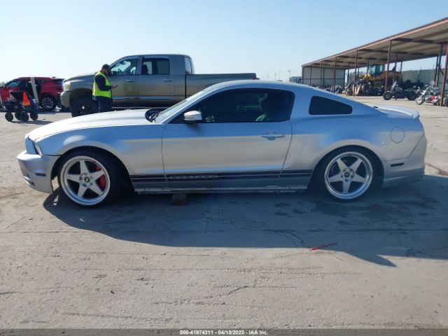 1ZVBP8AM9E5295109 Ford Mustang V6 Premium