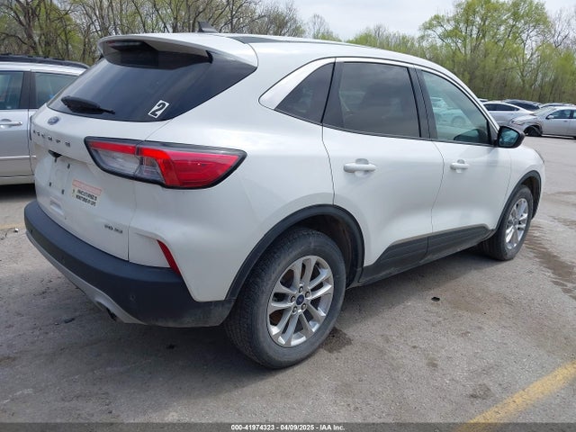 1FMCU9G65NUA61002 Ford ESCAPE SE