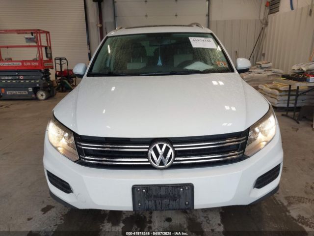 WVGSV7AXXHK026549 Volkswagen Tiguan 2.0t Wolfsburg Edition