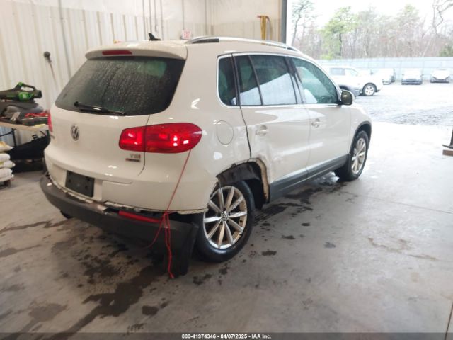 WVGSV7AXXHK026549 Volkswagen Tiguan 2.0t Wolfsburg Edition