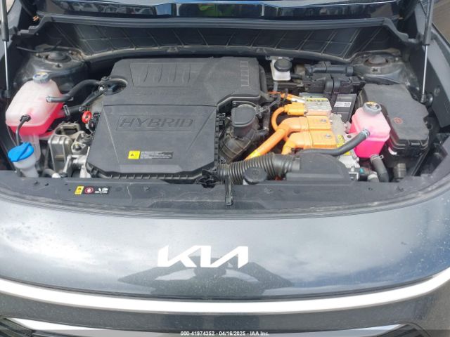 KNDCR3LE3P5044602 KIA Niro Ex Touring