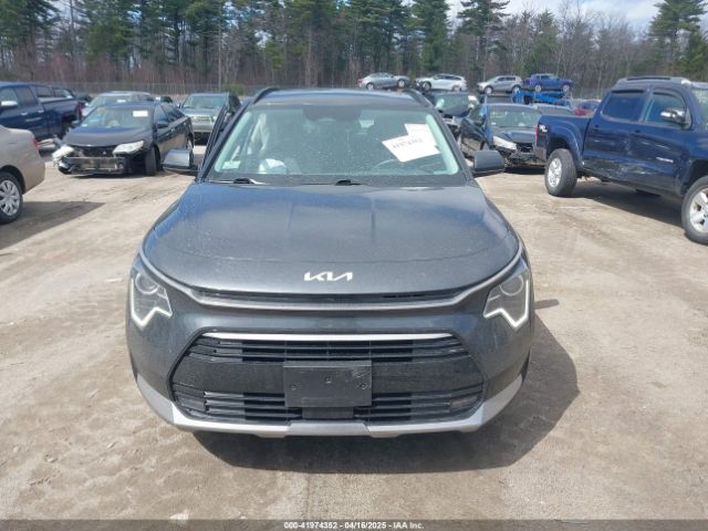 KNDCR3LE3P5044602 KIA Niro Ex Touring