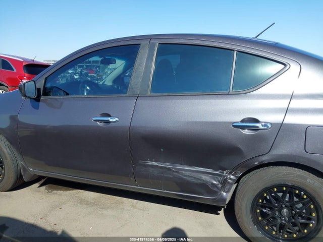 3N1CN7AP5FL855424 Nissan Versa 1.6 Sv