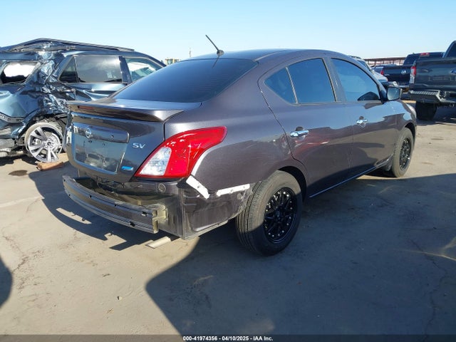 3N1CN7AP5FL855424 Nissan Versa 1.6 Sv