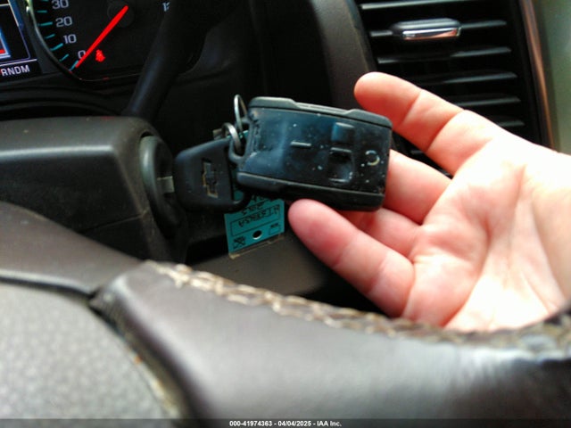 1GNSCJKC6FR229260 Chevrolet Suburban C1500 Lt