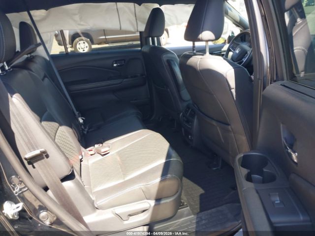 5FNYF8H03KB003970 Honda Passport Elite