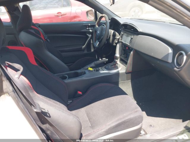 2015 SCION FR-S JF1ZNAA15F8713773 Photo 4