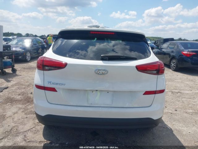 KM8J23A40LU202931 Hyundai TUCSON SE