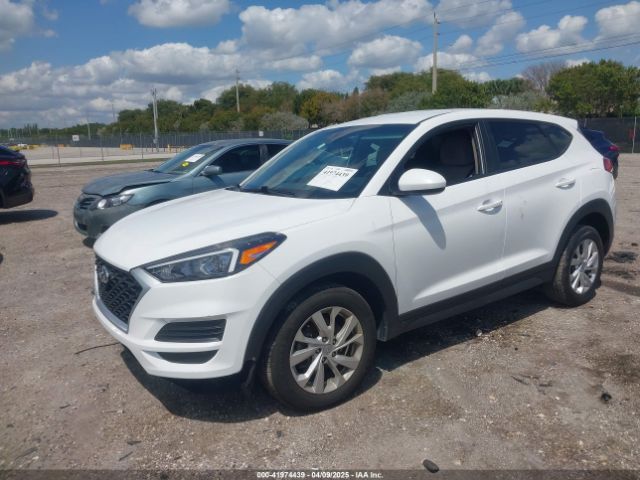 KM8J23A40LU202931 Hyundai TUCSON SE