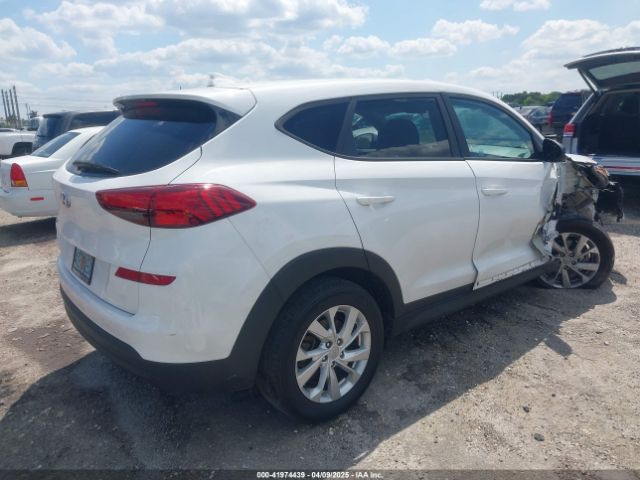 KM8J23A40LU202931 Hyundai TUCSON SE