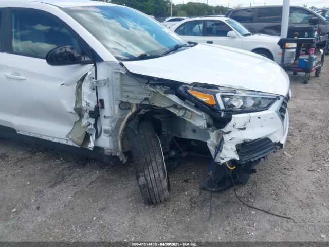 KM8J23A40LU202931 Hyundai TUCSON SE