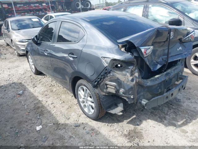 3MYDLBYV3JY312147 Toyota YARIS IA
