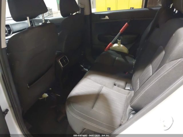 KNDPMCACXH7143330 KIA Sportage Lx