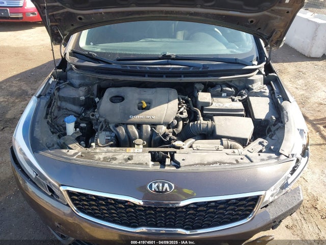 3KPFK4A7XHE156816 KIA FORTE LX