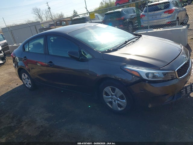 3KPFK4A7XHE156816 KIA FORTE LX