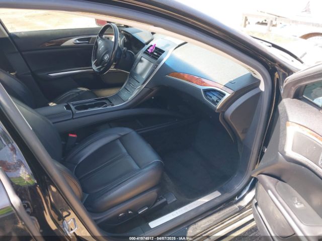 3LN6L2J92GR634264 Lincoln MKZ