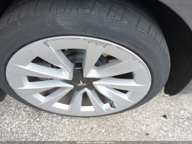 5YJ3E1EB4MF855581 Tesla Model 3 Long Range Dual Motor All-wheel Drive
