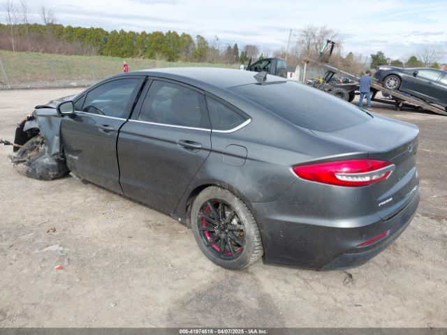 3FA6P0LU6KR225648 Ford Fusion Hybrid Se