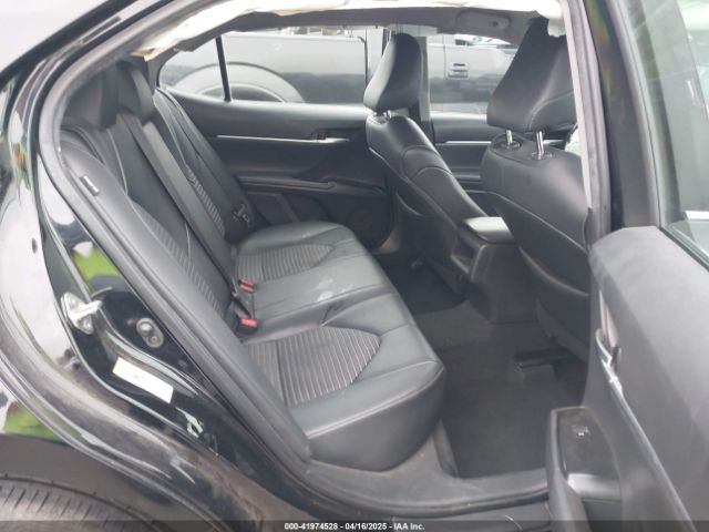 4T1B11HKXJU097151 Toyota CAMRY SE