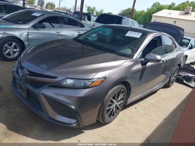 4T1T11AK1NU672466 Toyota CAMRY SE