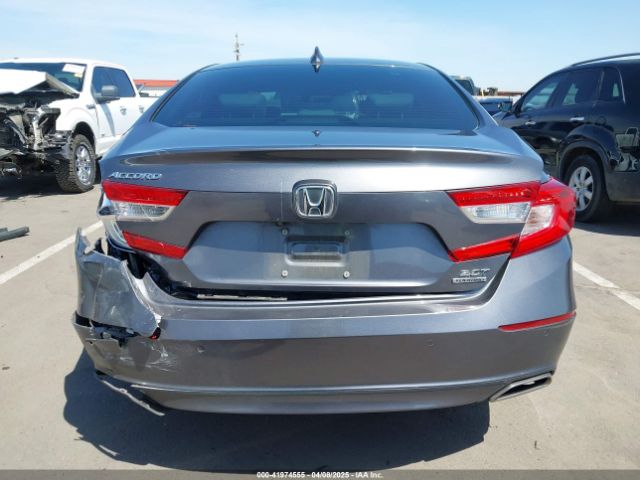 1HGCV2F92KA004825 Honda Accord Touring 2.0t